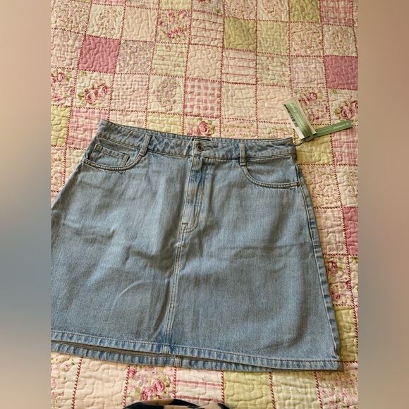 Frank and Oak Denim Skirt - Picture 1 of 4